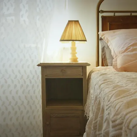 Les D'elise