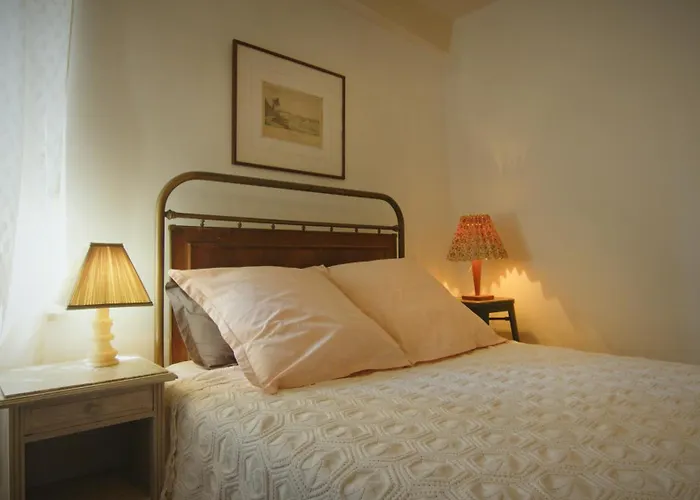 Les D'elise Bed & Breakfast