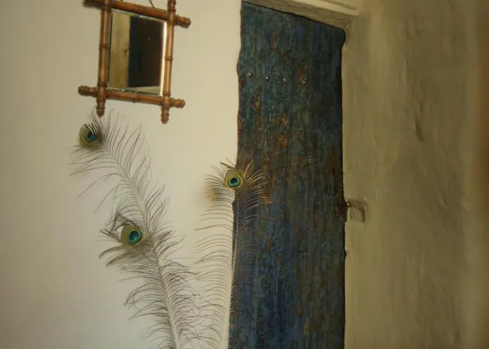 Les D'elise Bed & Breakfast Collias
